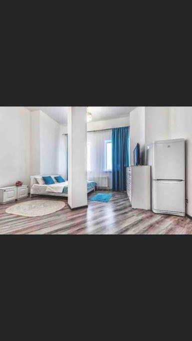 Уютная Квартира С Террасой В Сердце Столицы Apartment Taldykol Exterior photo